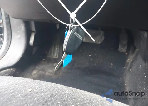 2013 Chrysler 200 Lx from USA, damaged, VIN 1C3CCBAG6DN738281